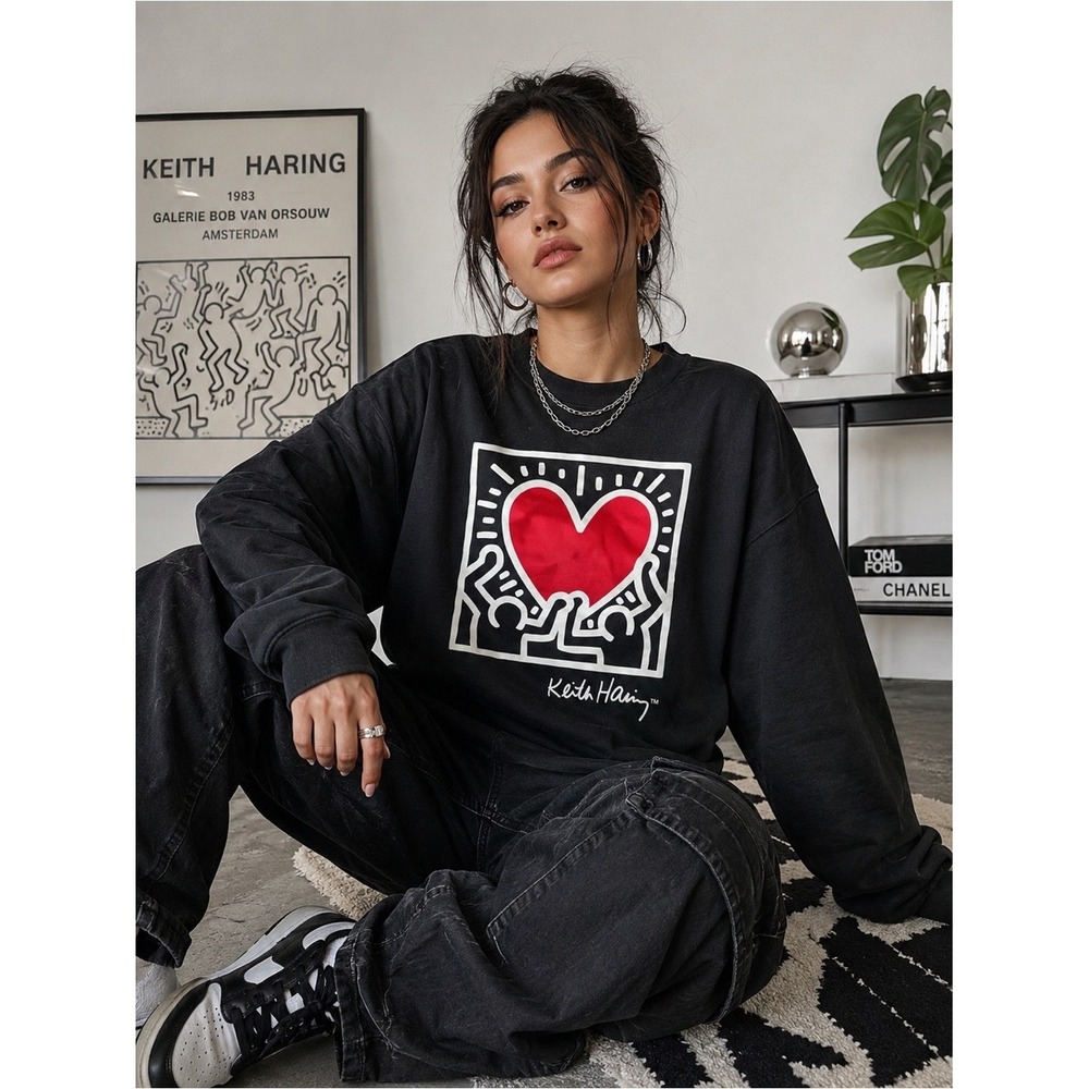 Keith Haring Graphic Heart Black Crewneck Sweatshirt XXL